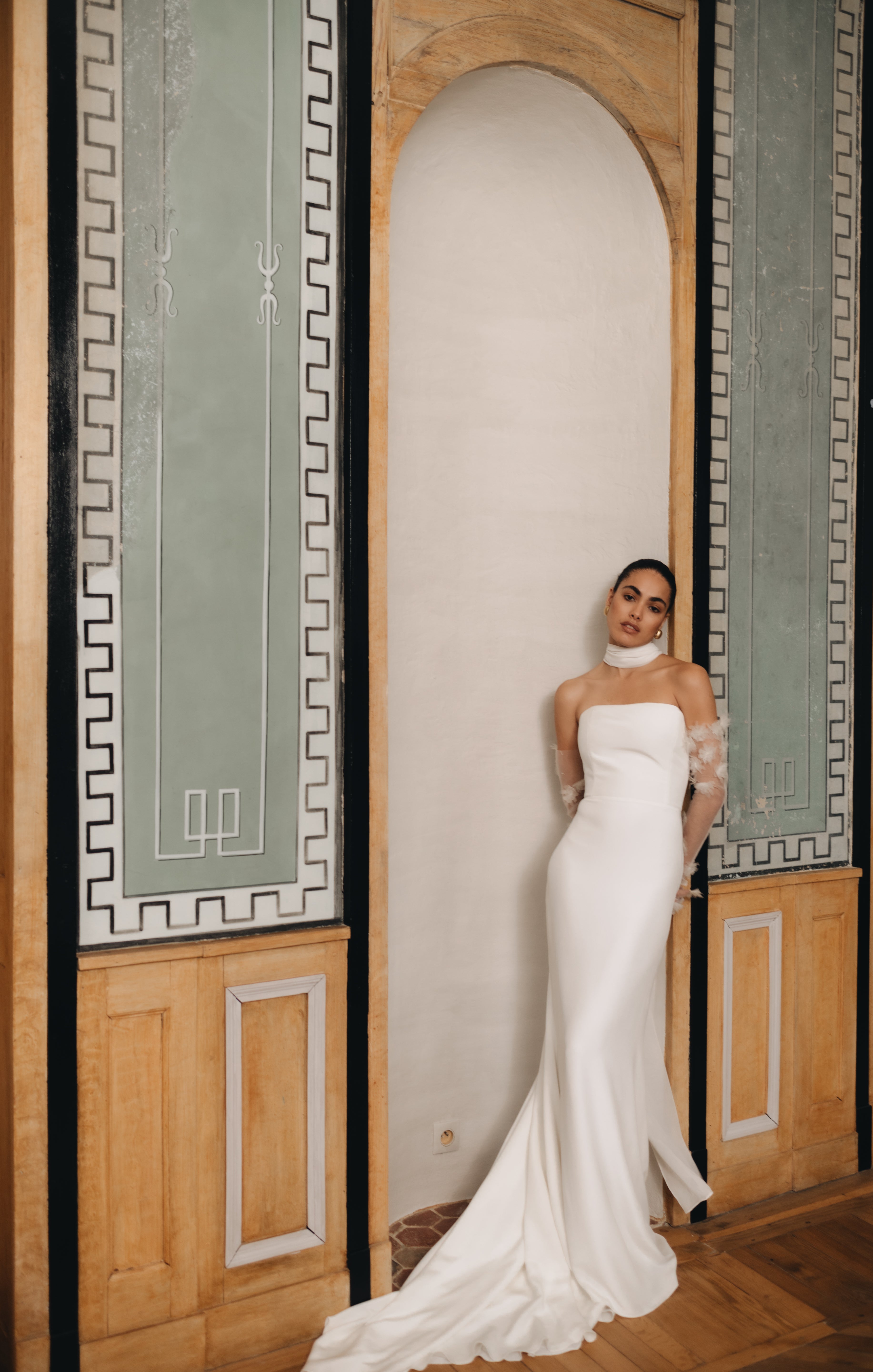 Sloan trouwjurk van Alexandra Grecco.   Exclusief verkrijgbaar bij Wild At Heart Bridal Nederland.
