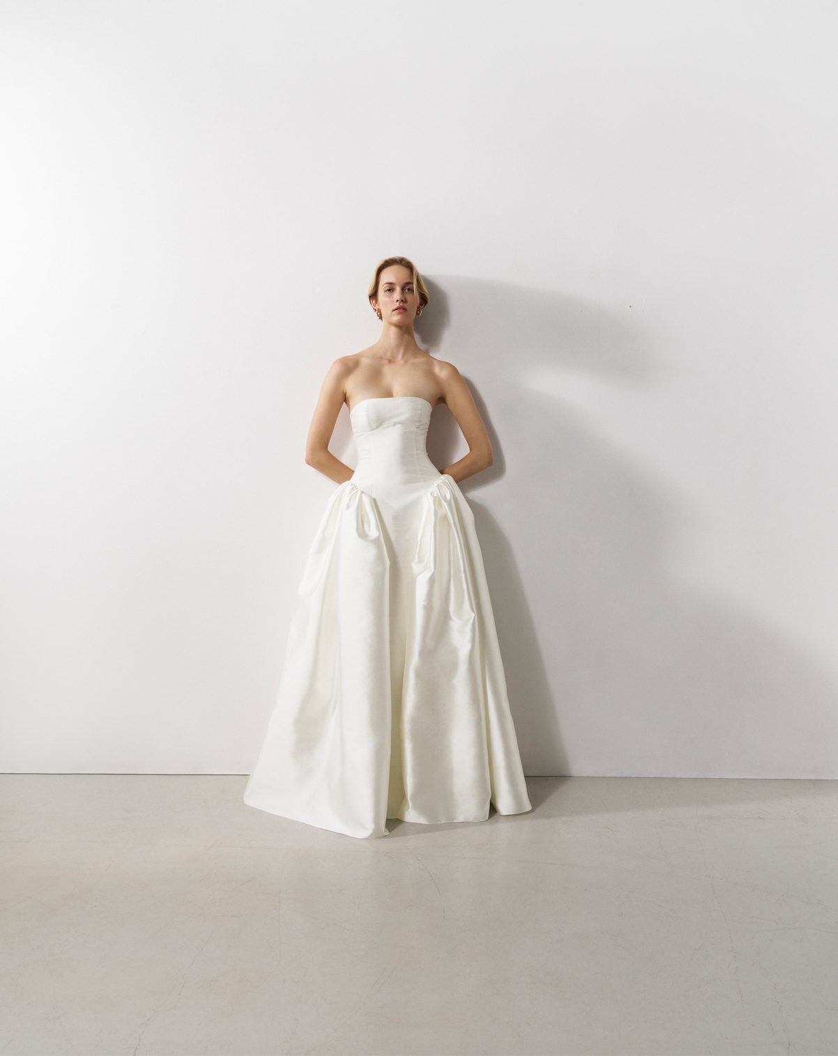 BB77 Grace corset trouwjurk van Bon Bridé. Exclusief verkrijgbaar bij Wild At Heart Bridal in Nederland.