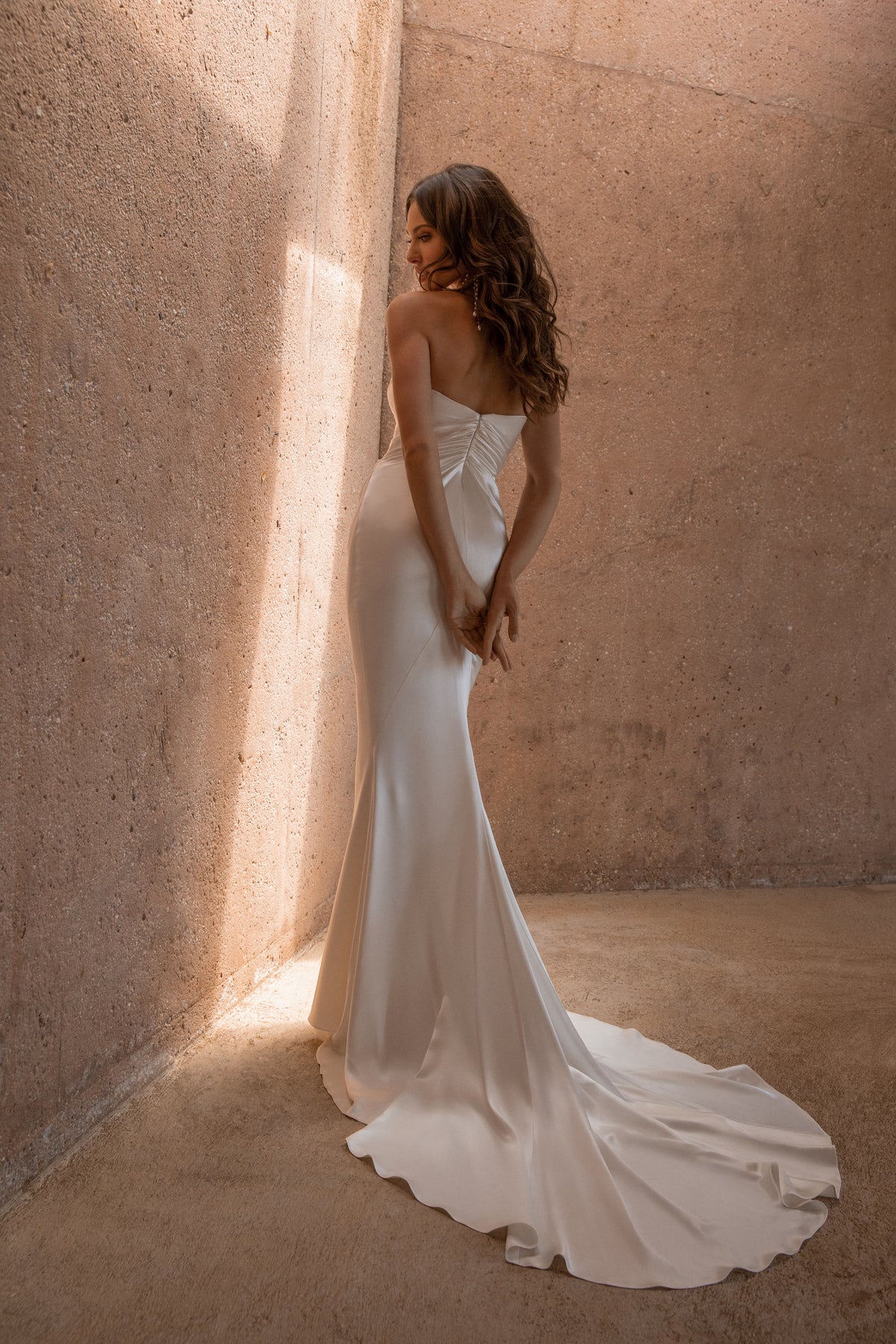 Cecilia Katherine Tash silk satin trouwjurk