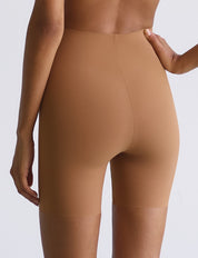 Huidskleurig shapewear broekje met pijpen van Commando