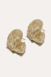 Gouden chunky oorbellen, Cord, van Completedworks