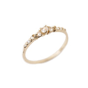 Gouden Cyndra ring met diamanten van Laurie Fleming