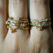 Gouden Cyndra ring met diamanten van Laurie Fleming