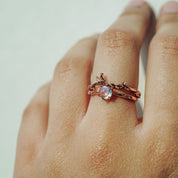 Gouden Evening Fleur ring van Laurie Fleming