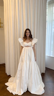 Moderne trouwjurk van Sandra Mansour