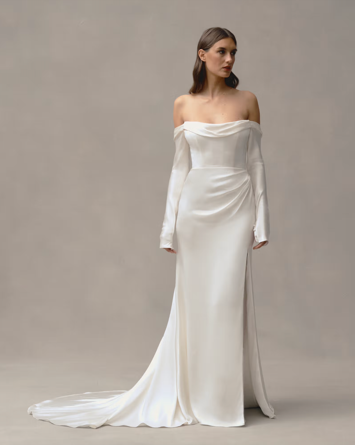 Forsythia trouwjurk van Alexandra Grecco.   Exclusief verkrijgbaar bij Wild At Heart Bridal Nederland.