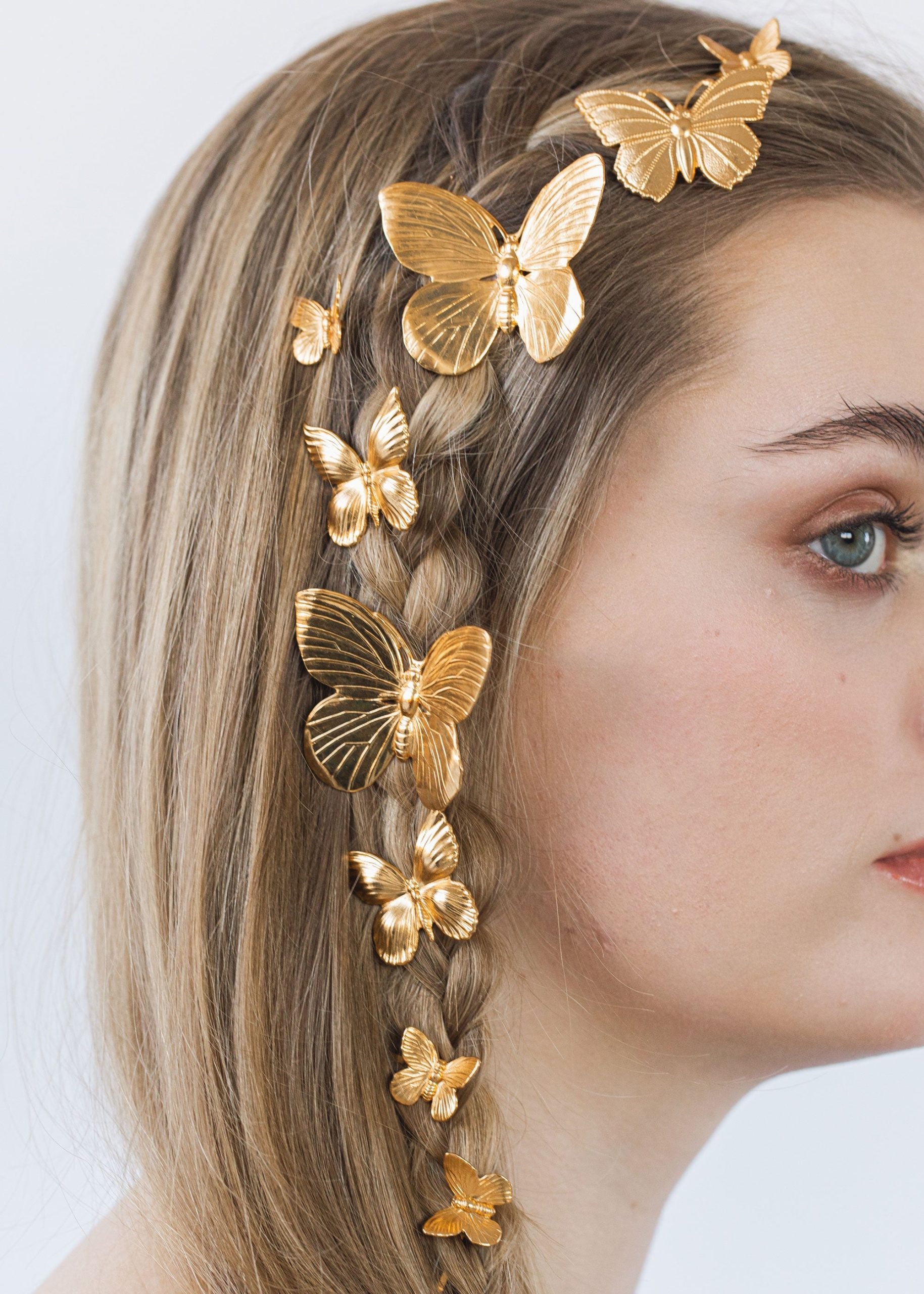 Jennifer Behr bruiloft gouden haarpins Pippa