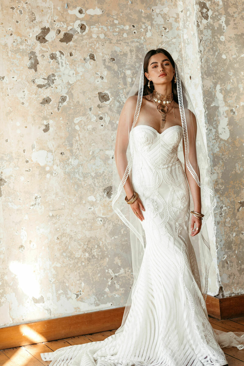 Sadi veil Bohemian  sluier met een kanten rand van Rue de Seine