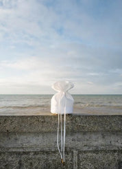Handtas in ivory van Bon Bride