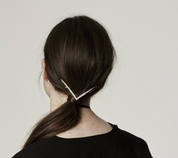 Lelet NY Vee haarclip met strass