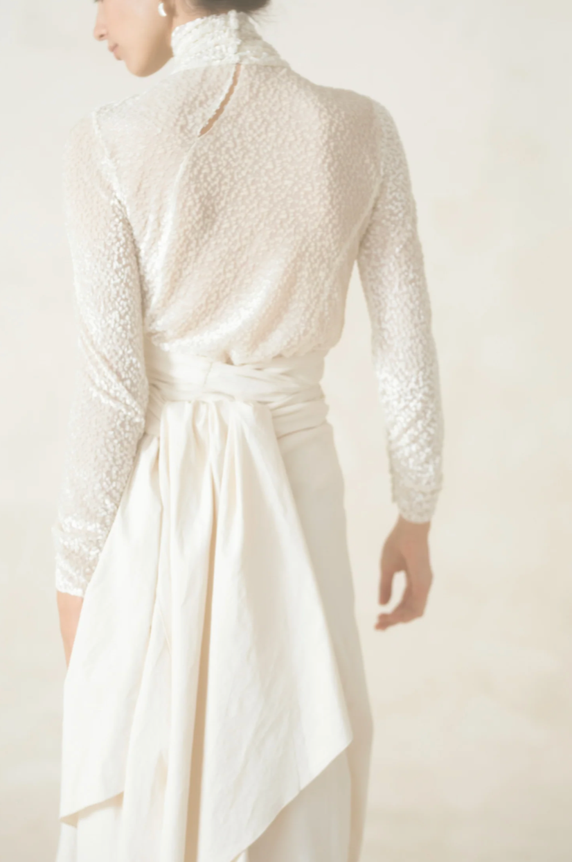 erin-top-cortana-bridal-Wildatheartbridal_02.png