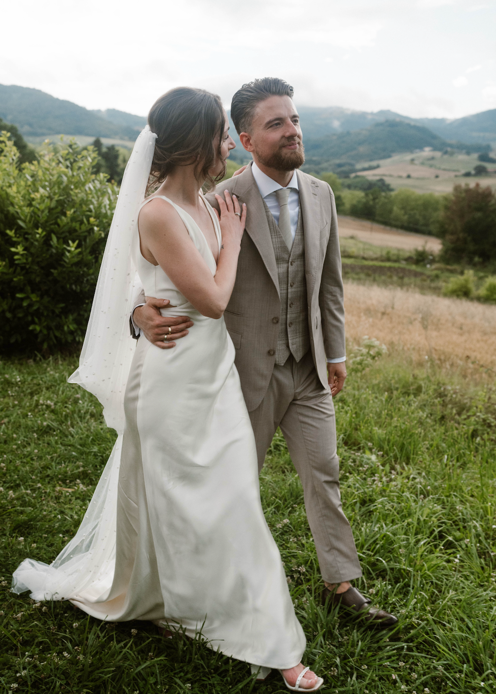 Wild at heart bride Lotte: Een intieme driedaagse bruiloft in Italië