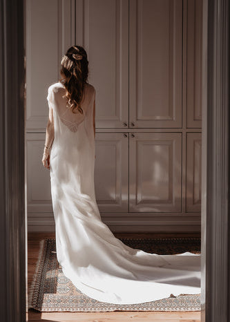 Real bride Lotte: pure elegantie