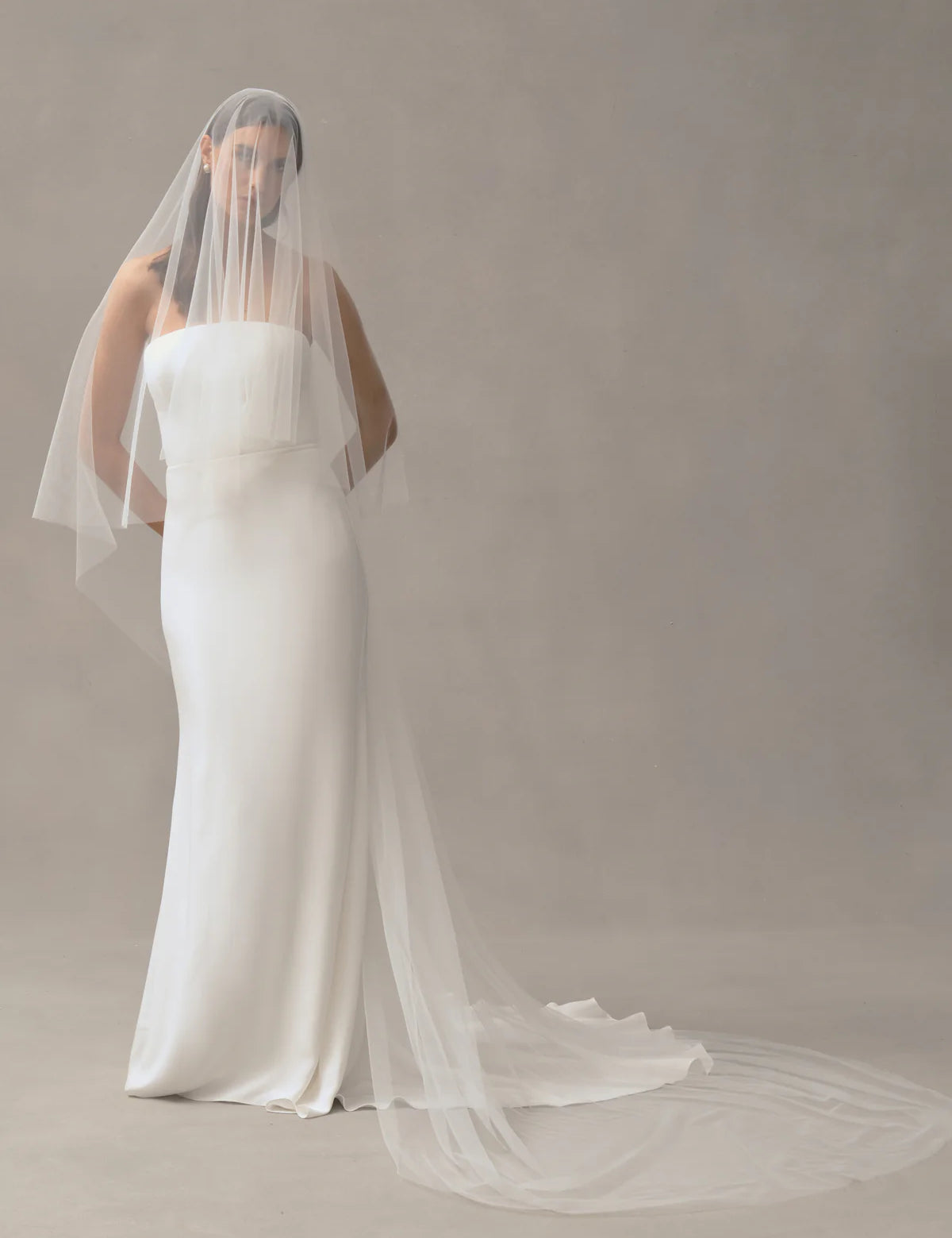 DoveVeil-AlexandraGrecco-Wildatheartbridal01.webp