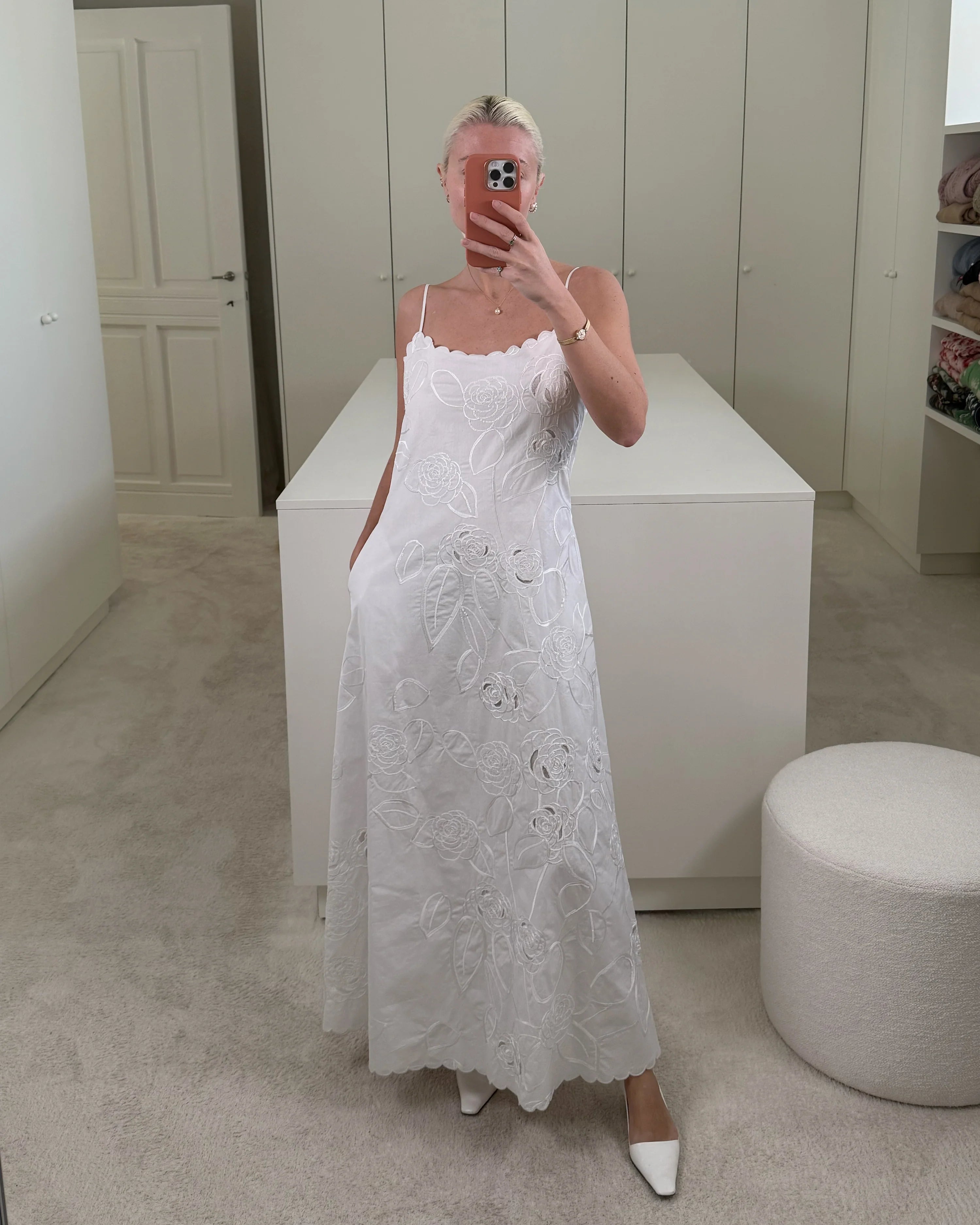 Dress petit Beurre, wit katoenen zomerjurk van Bernadette 