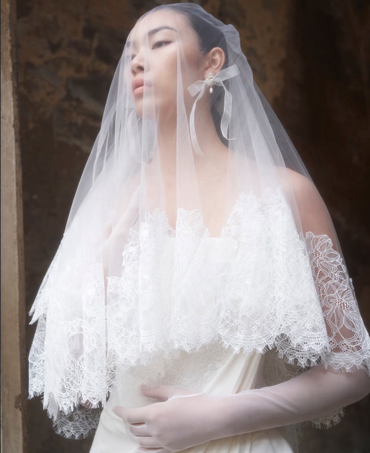 Lace_edgde_chapel_veil_Vivienne_Westwood.jpg
