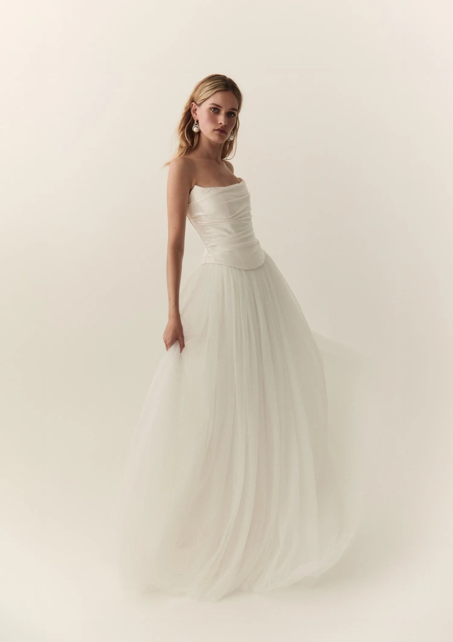 Mabel Corset met flowy rok van Prea James