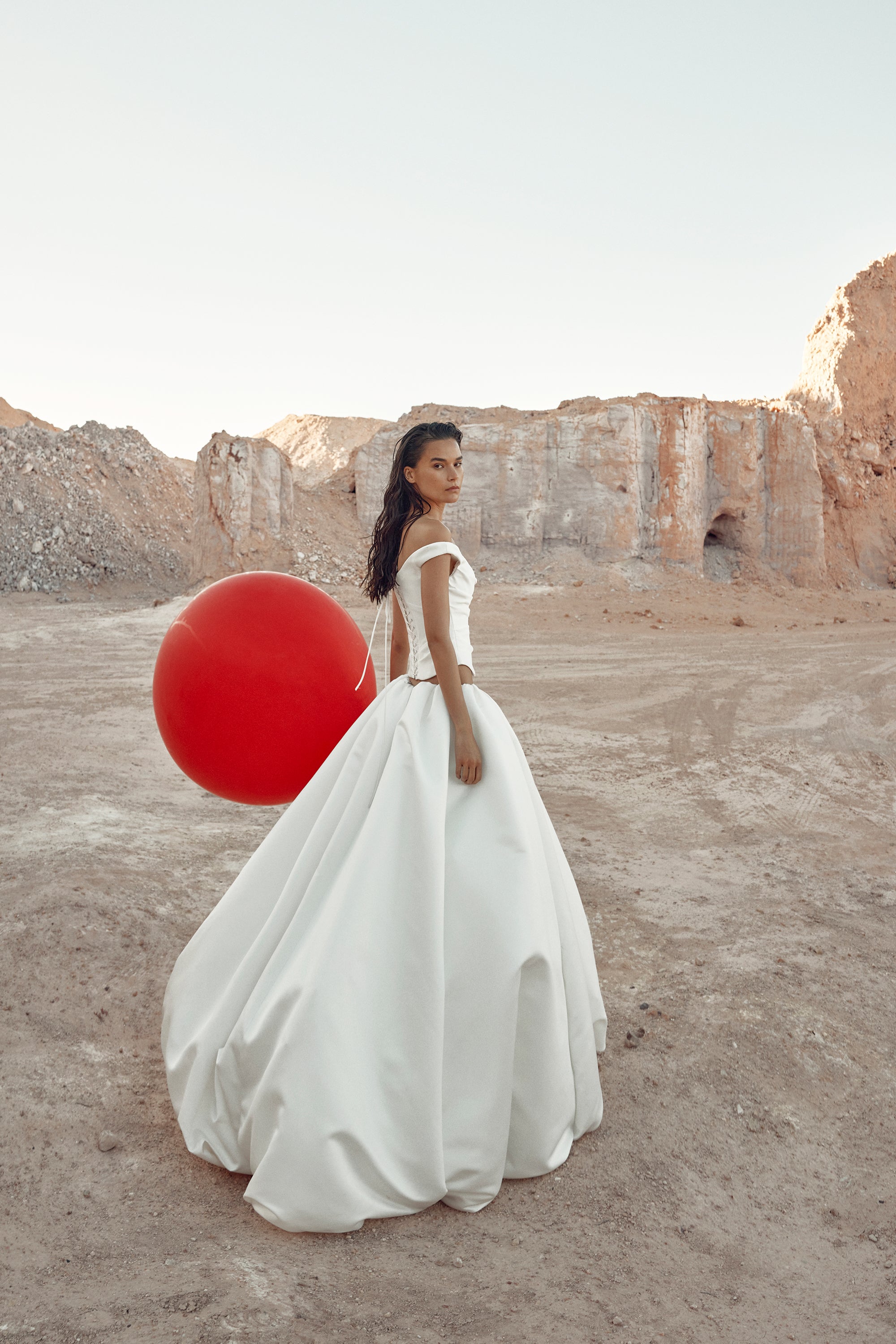 Nevada_corset_Kyha_WildAtHeartbridal_c3a9b8c8-6fb4-4881-b848-d85d4c854a87.jpg