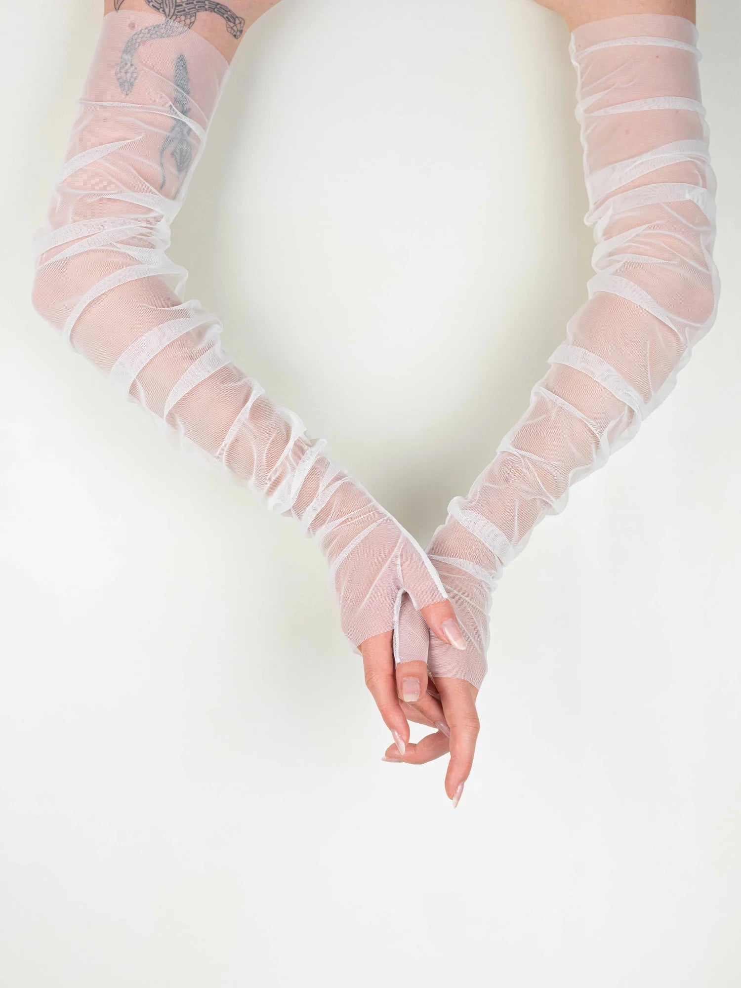 C'est Jeanne Vanessa Halve Glove