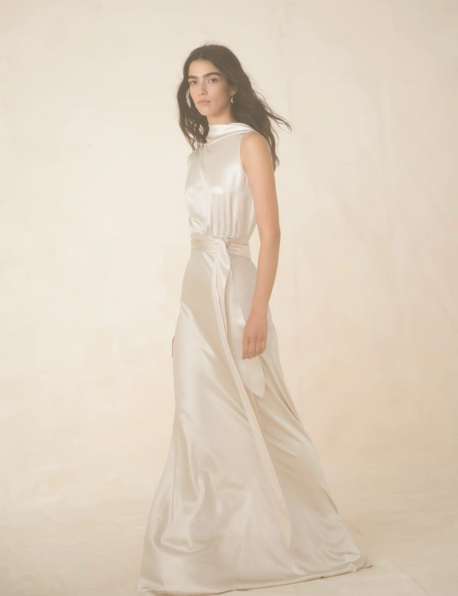 bela-dress-013_2051-cortana-bridal.webp
