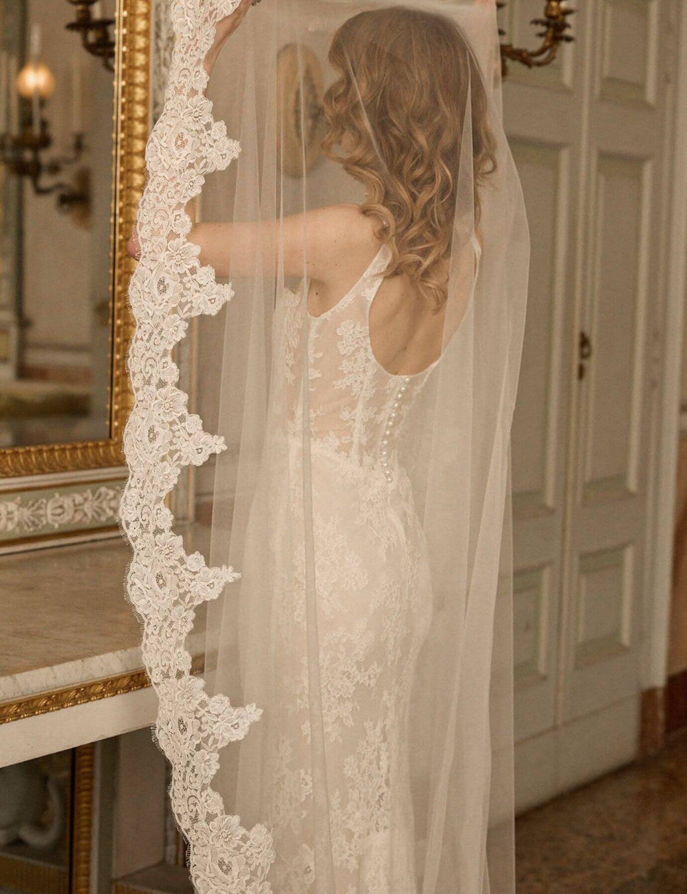 flora-daniela-wildatheartbridal-trouwjurk
