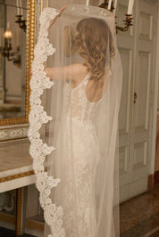 flora-daniela-wildatheartbridal-trouwjurk