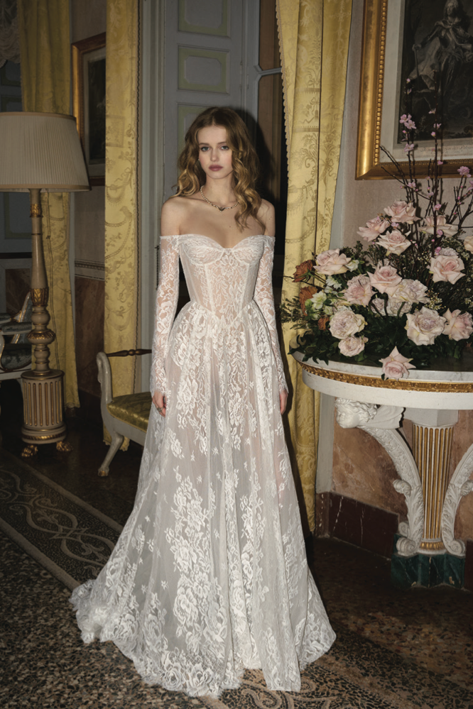 flora-martina-trouwjurk-wildatheartbridal
