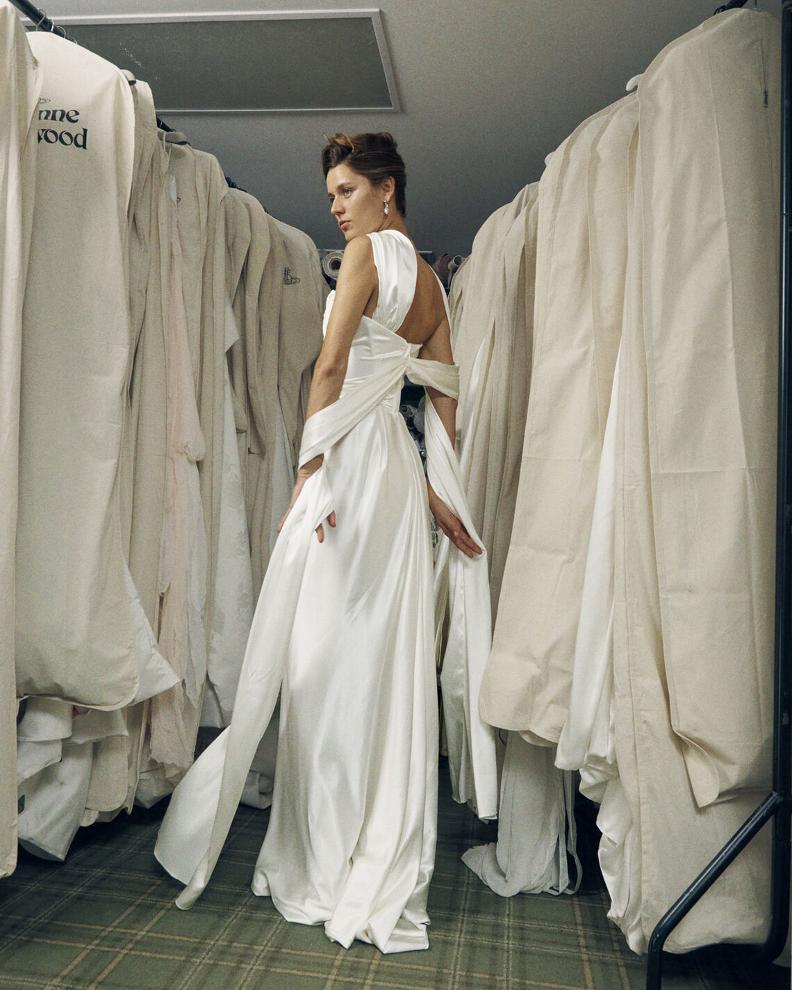 vixen-viviennewestwood-wildatheart-2.jpg
